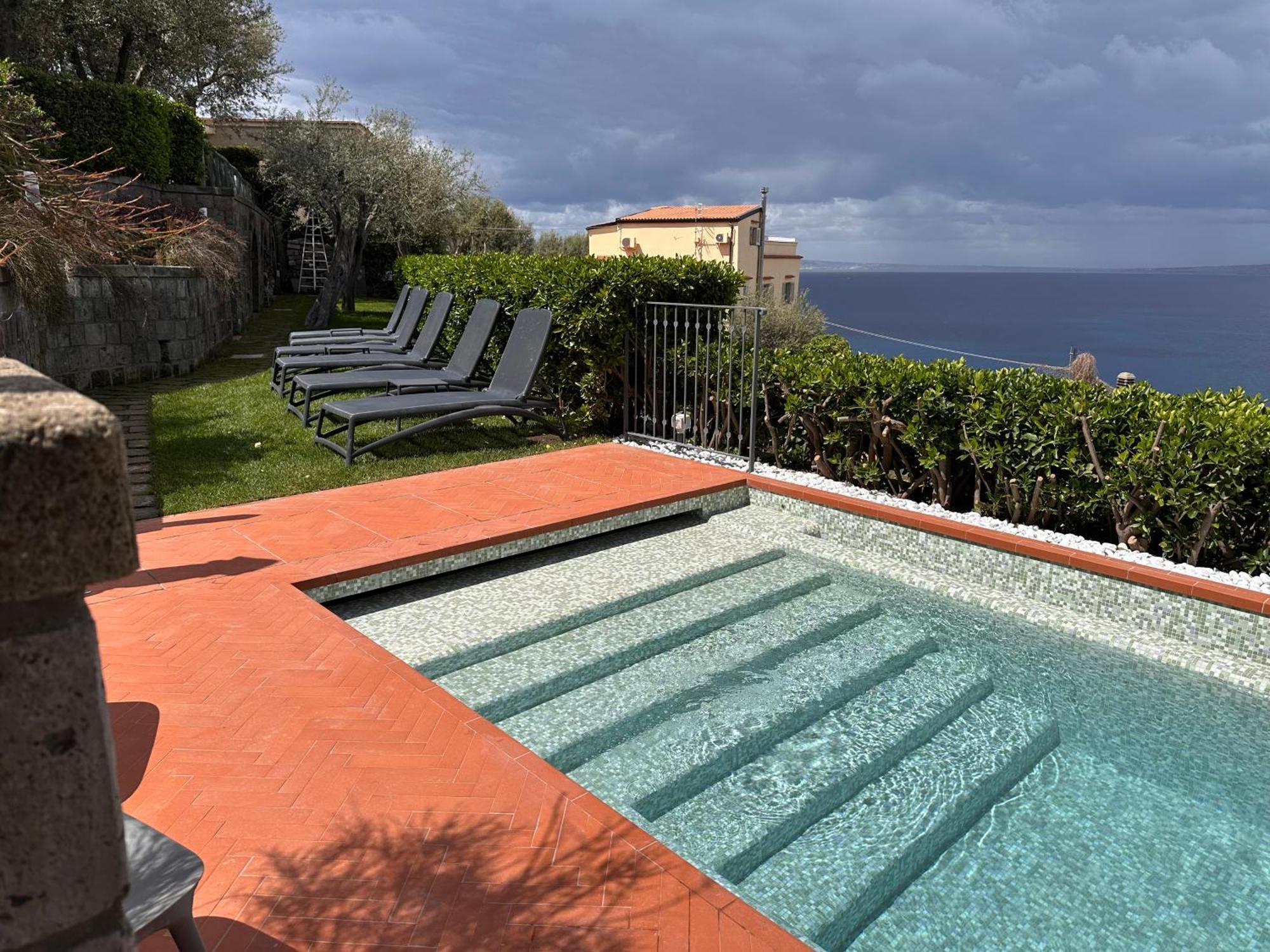 Sorrento & Else Hotel Bagian luar foto